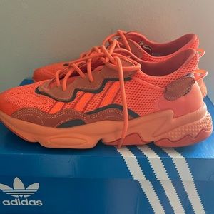 adidas Originals Ozweego Casual Sneakers